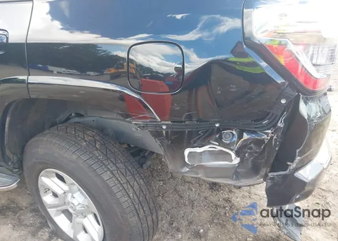 2021 Toyota 4Runner Sr5 Premium из США, поврежденный, VIN JTEFU5JR1M5241367